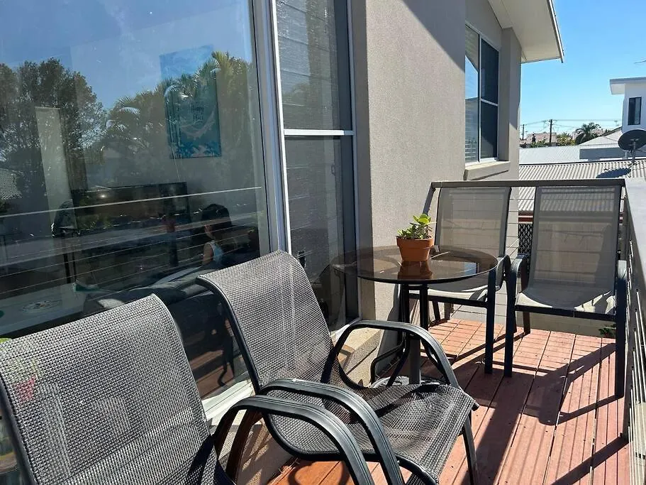 Cosy Unit With Park & Water View Apartment Ballina